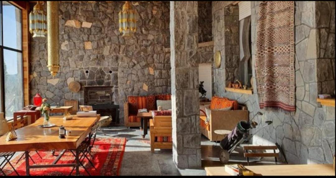 Hôtel La chèvre de monsieur Seguin à Ifrane  Extérieur photo